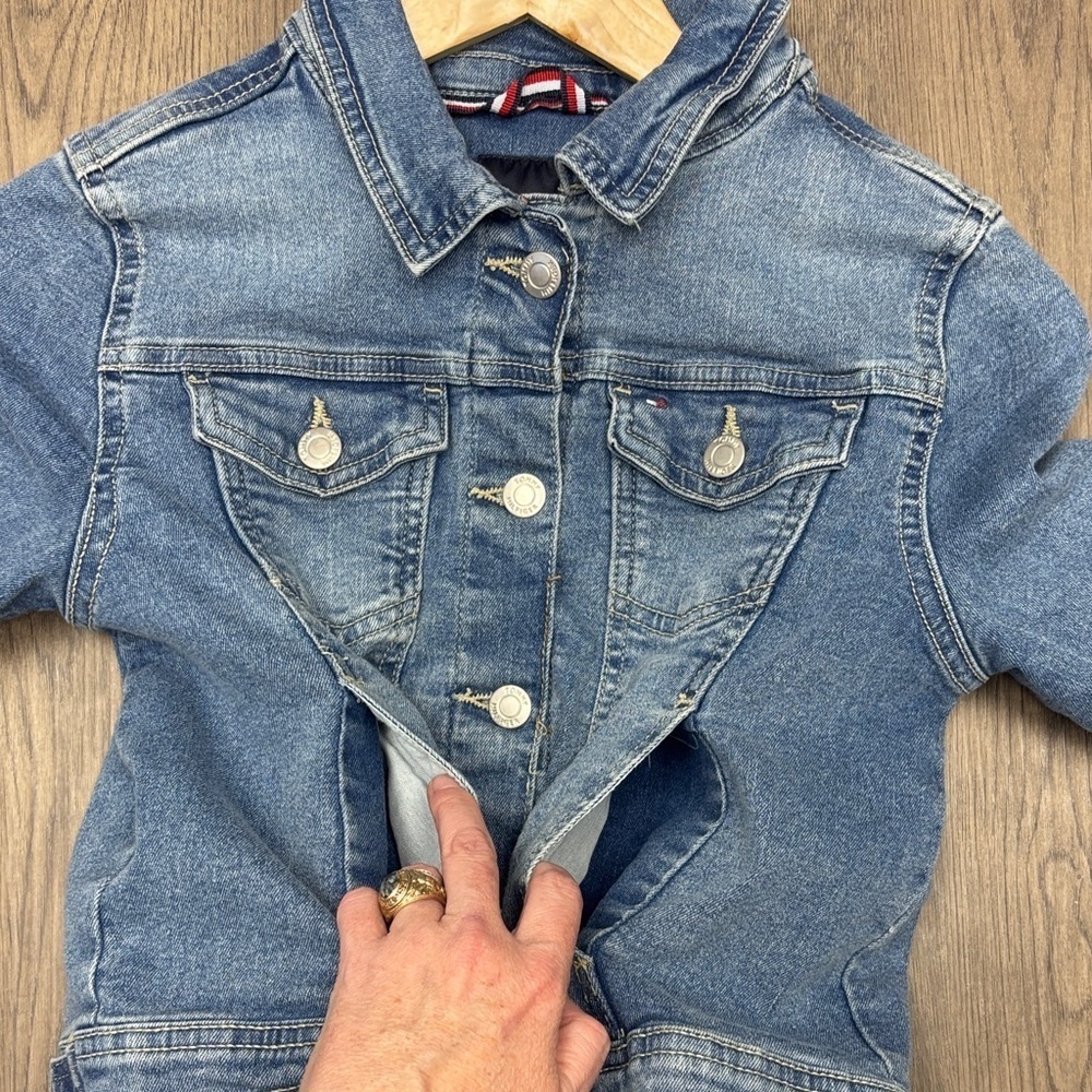 Tommy Hilfiger Classic Blue Jean Jacket, Girl’s Lg (12/14yo). Excellent Cndtn. - Picture 14 of 14